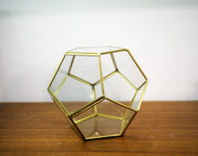 Load image into Gallery viewer, Globe Ball Geometric Jar
